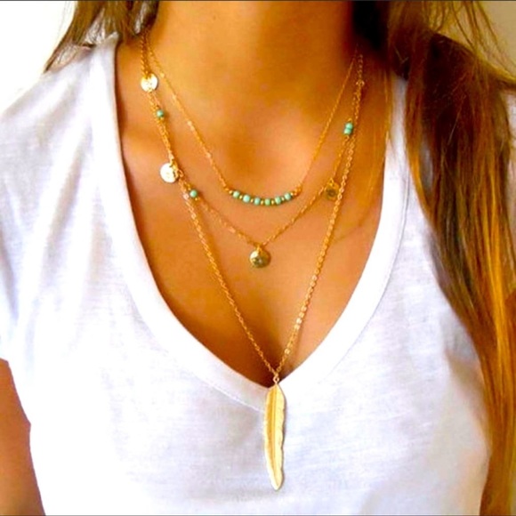 Boho feather 🪶 layered necklace 😻 - Picture 1 of 5